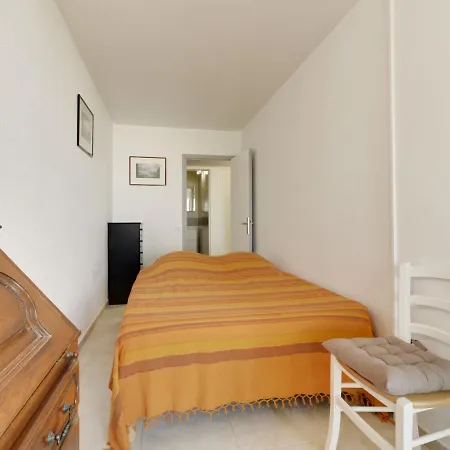 Les Jardins Du Port-8 By Interhome لو غراو دو روا